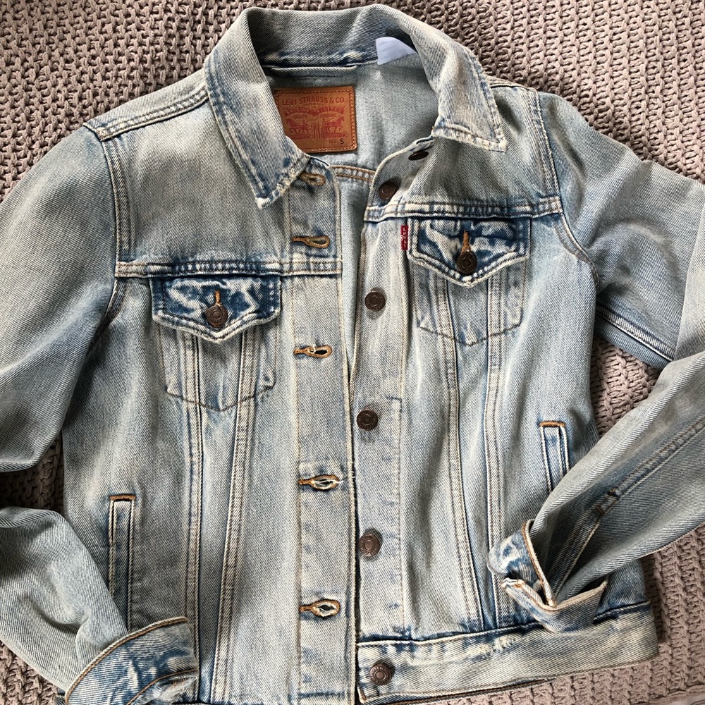 Levi’s Trucker denim jacket